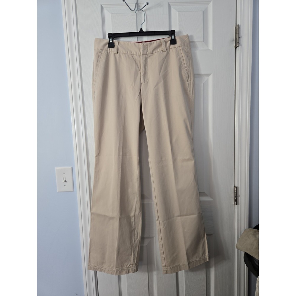 Docker Womans Khaki Low Rise Curvy Style Beige Stright Leg Pants Size 10 Medium